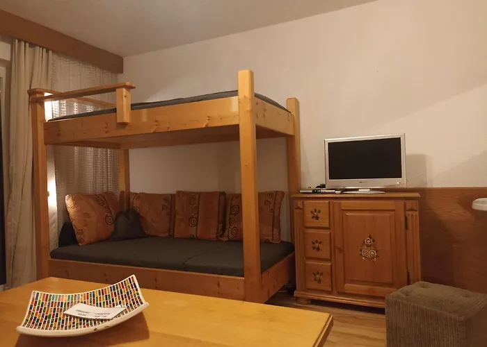 伊微豪斯公寓 公寓 *